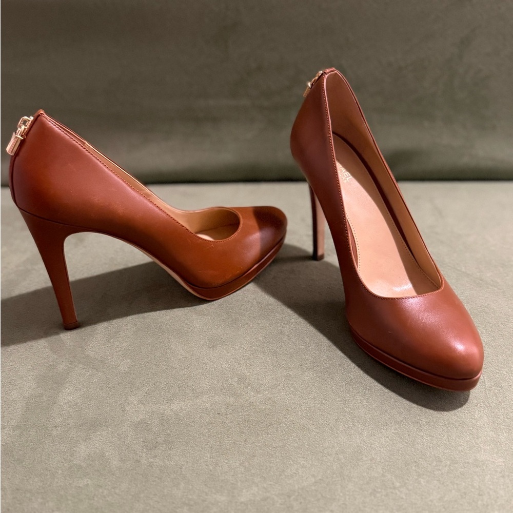 Michael Kors Women's Brown Pumps 9 1/2 Gently Used